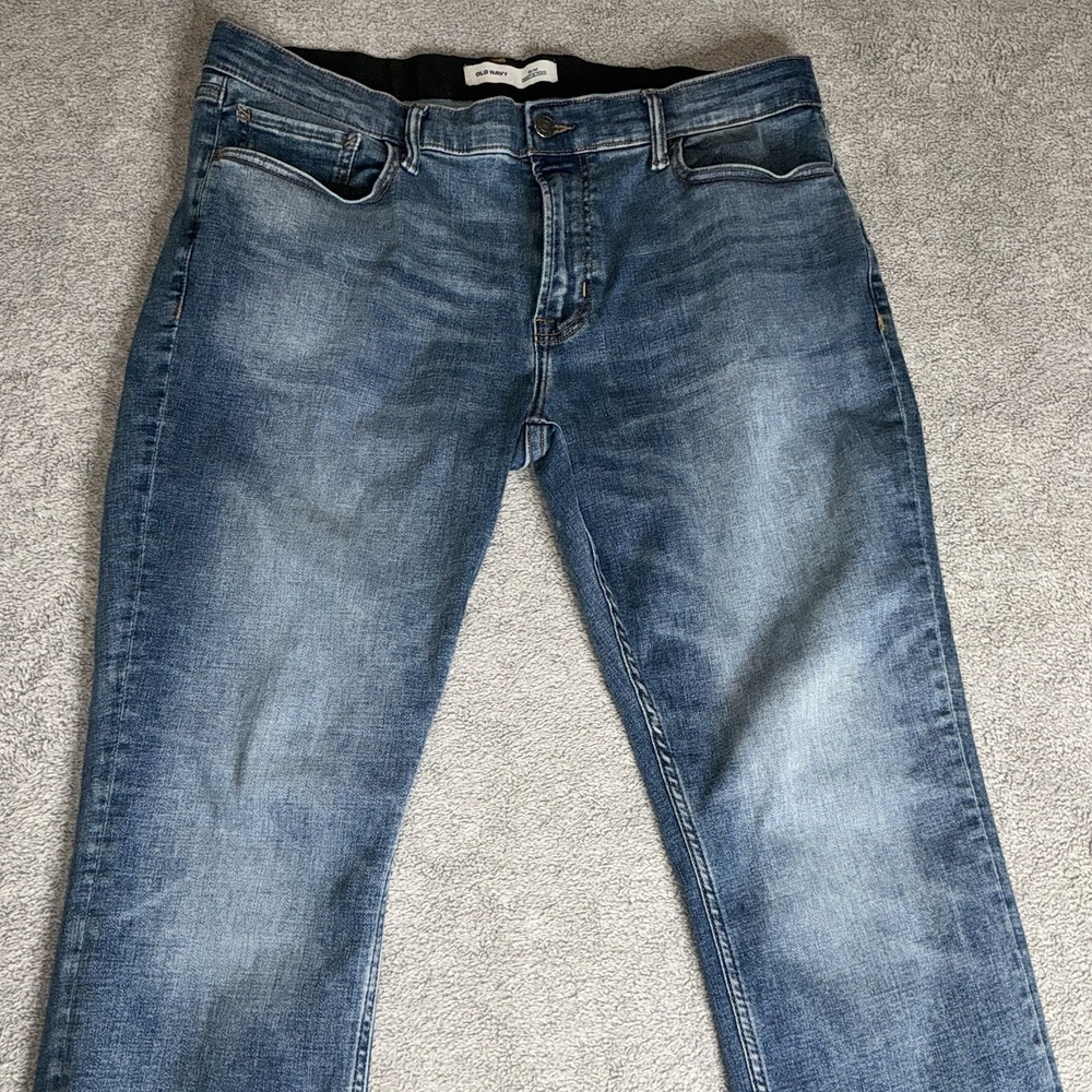 Old Navy Men's Slim Jeans Size 36x30 Built-In Flex‎ Medium Wash